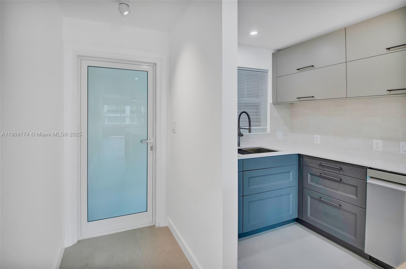 CRANWELL HOUSE CONDO - Residential Lease