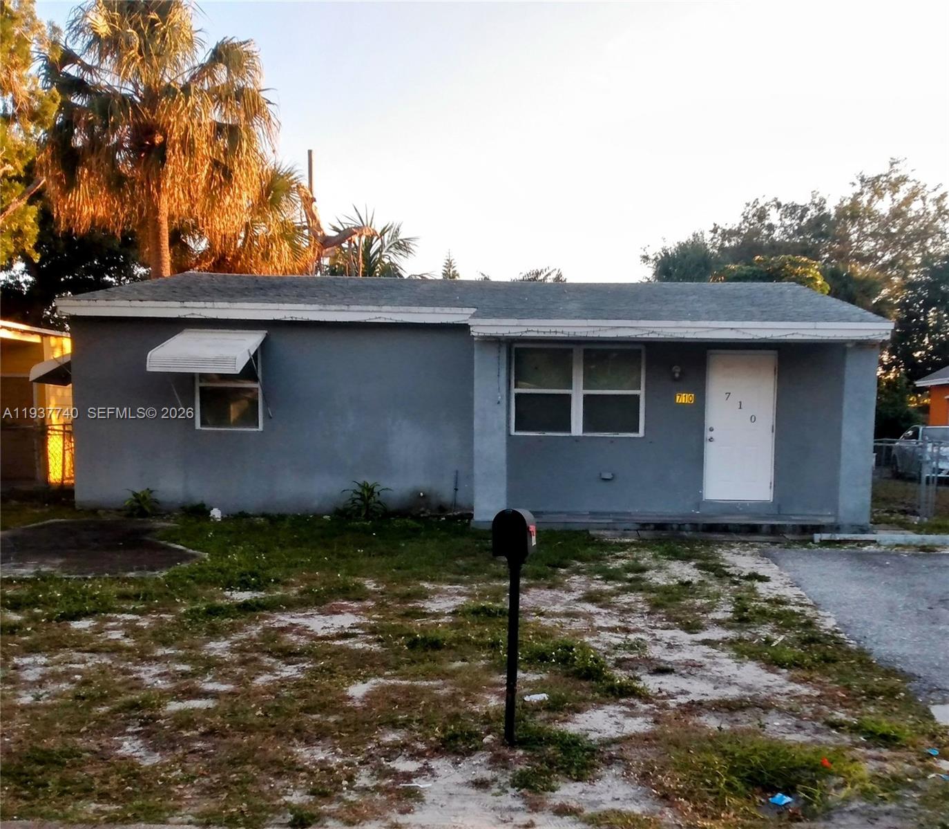 NORTH PALM BCH 4 - Residential