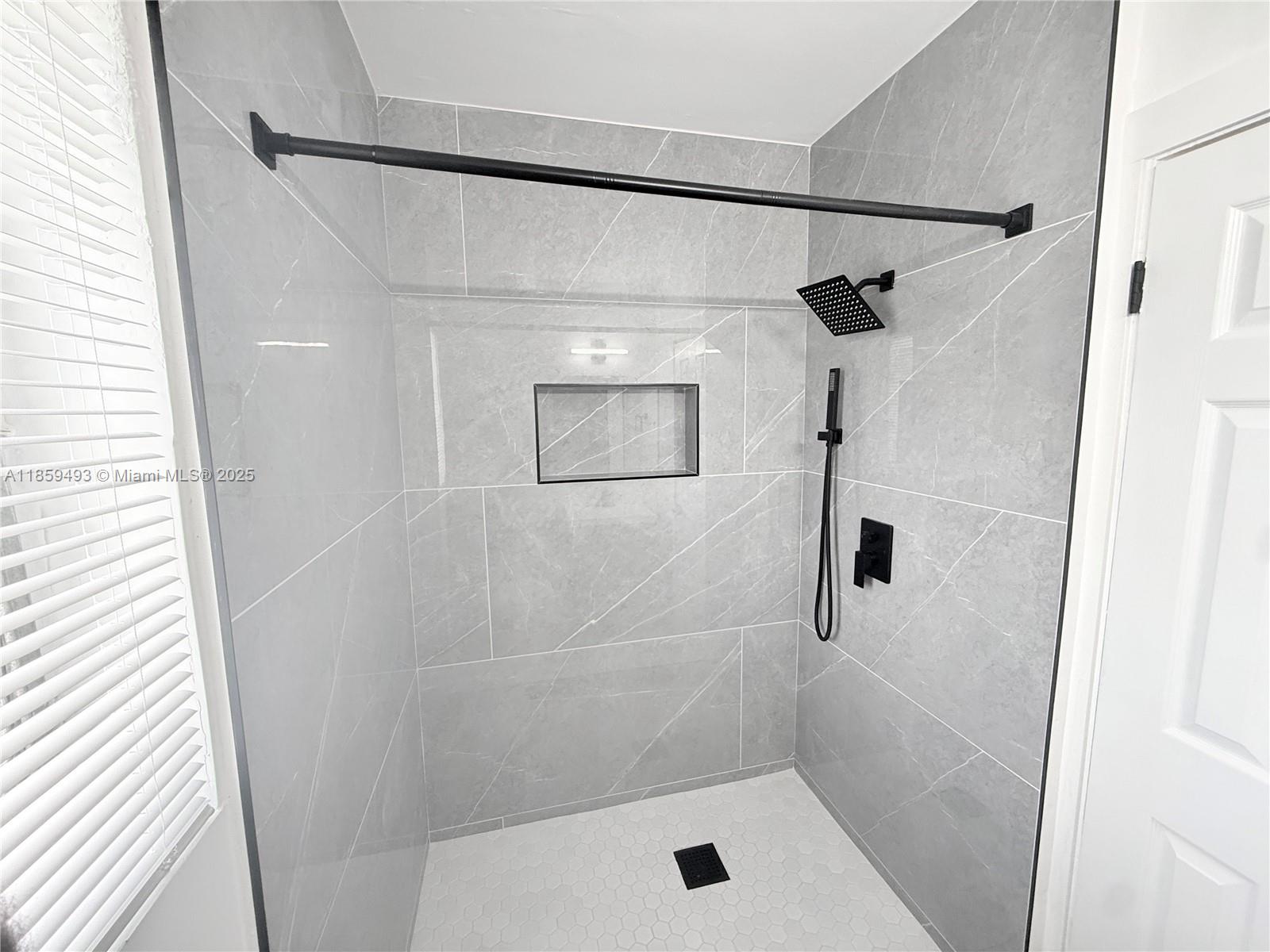 DANIA BEACH SUB RESUB - Residential Lease