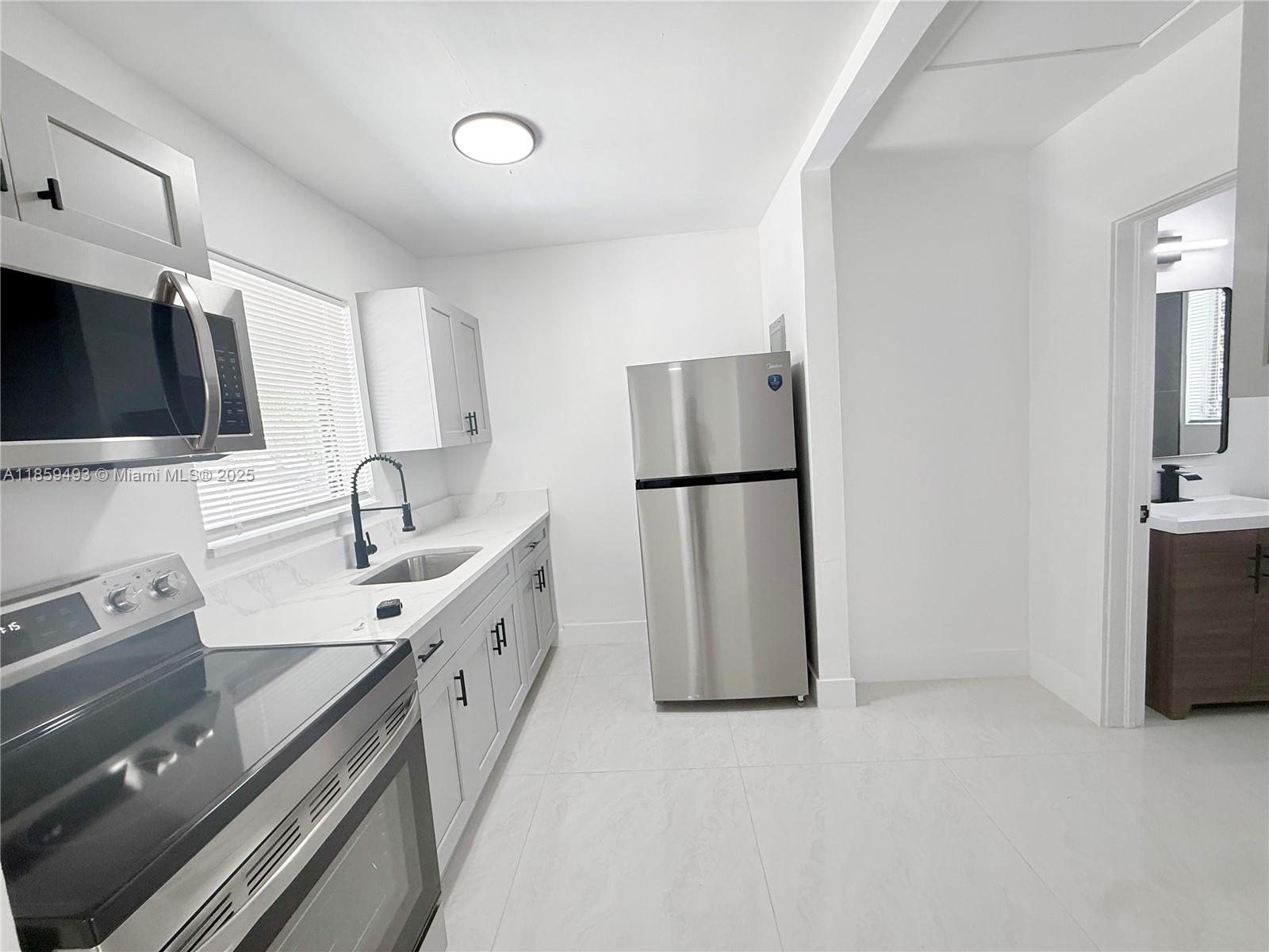 Fully Renovated 1 Bed / 1 Bath Apartment
Beautifully updated with brand-new kitchen, new appliances, new porcelain flooring, two new A/C units, and a modern bathroom with custom closet in the bedroom.
Electric and water included in rent.
Located just 3 blocks east of US-1 and walking distance to the beachClose to Ft. Lauderdale, Hollywood Beach, airport, downtown Hollywood, grocery stores, library, and public transportation. Property boasts an excellent Walk Score on Google’s walkability index.
The building is quiet and offers a peaceful, comfortable place to live.
Move-in requirements: first month, last month, and security deposit; credit score 650+