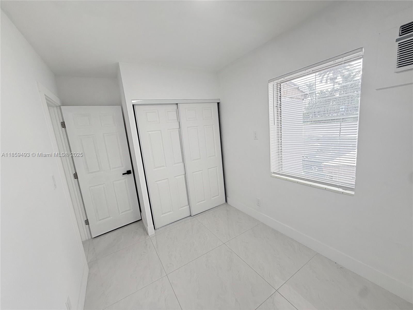 DANIA BEACH SUB RESUB - Residential Lease