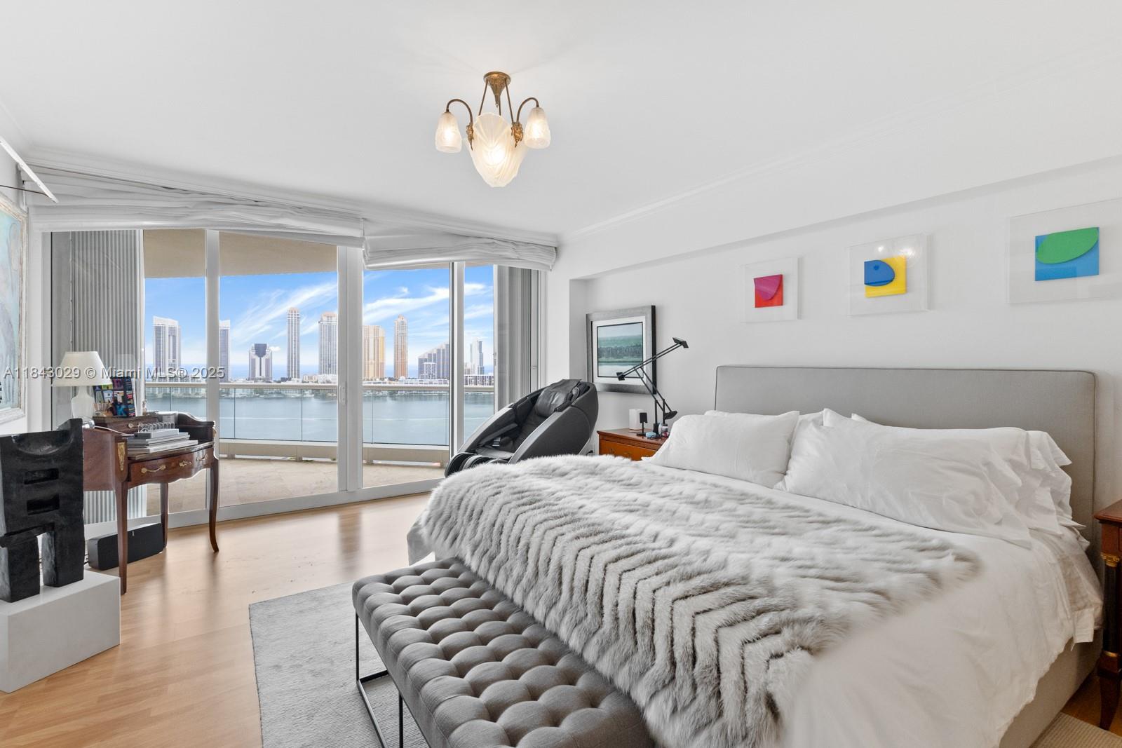 7000 ISL BLVD WILLIAMS IS - Residential