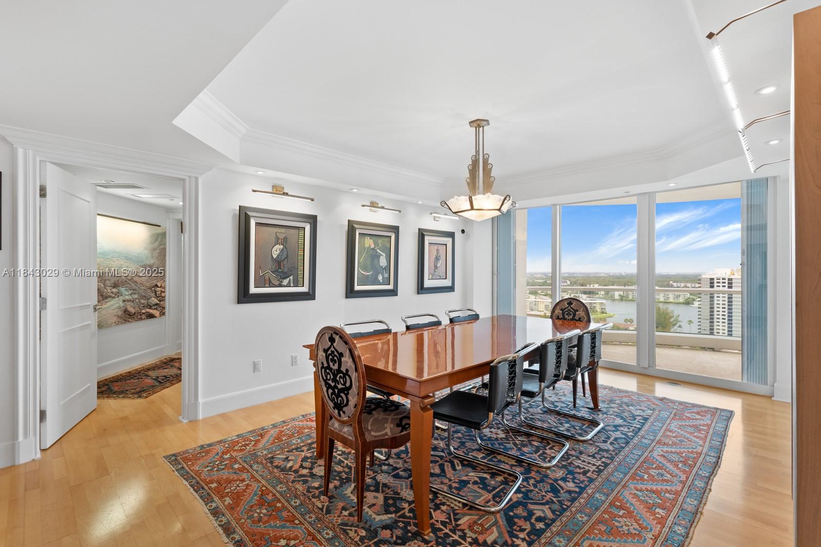 7000 ISL BLVD WILLIAMS IS - Residential