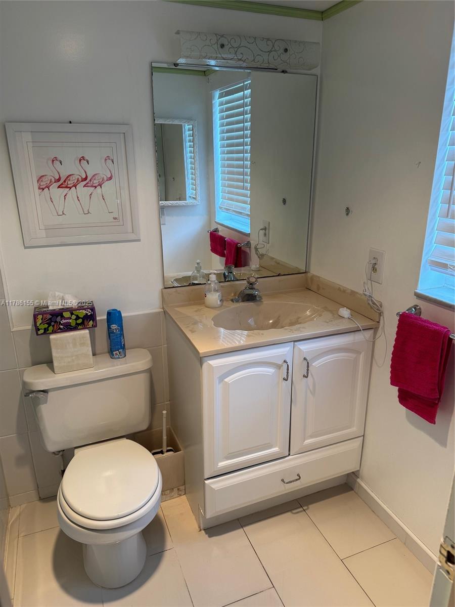 MEADOWS CONDO - Residential