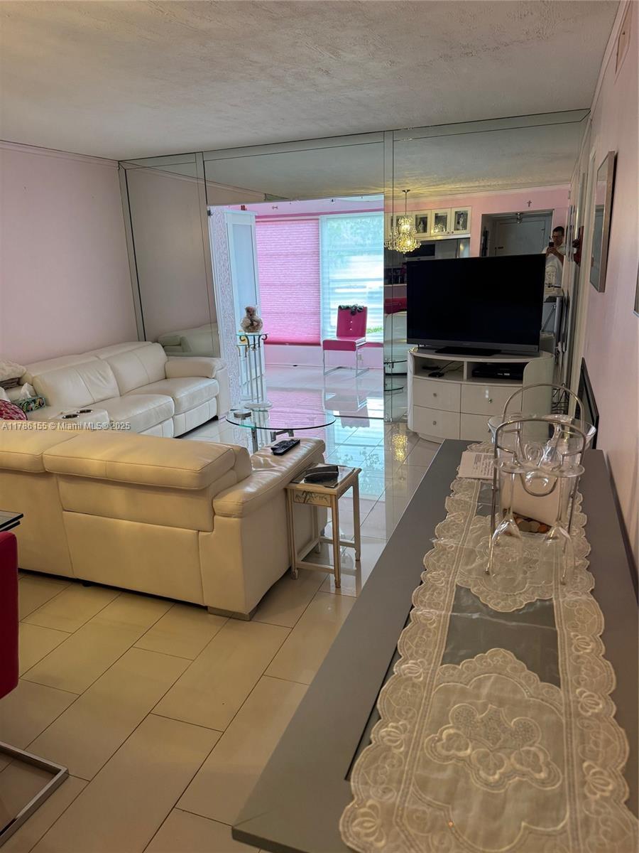 MEADOWS CONDO - Residential