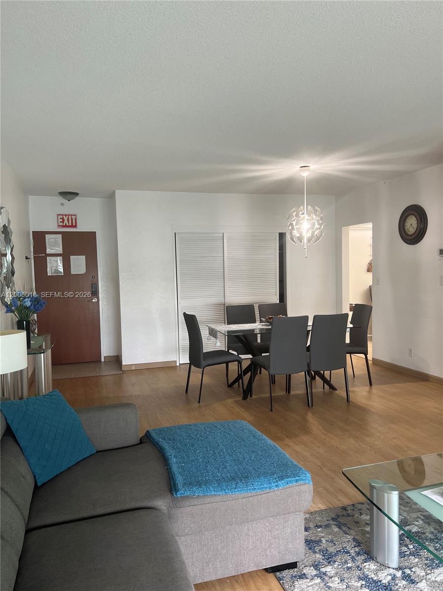 TIDES ON HOLLYWOOD BEACH - Residential