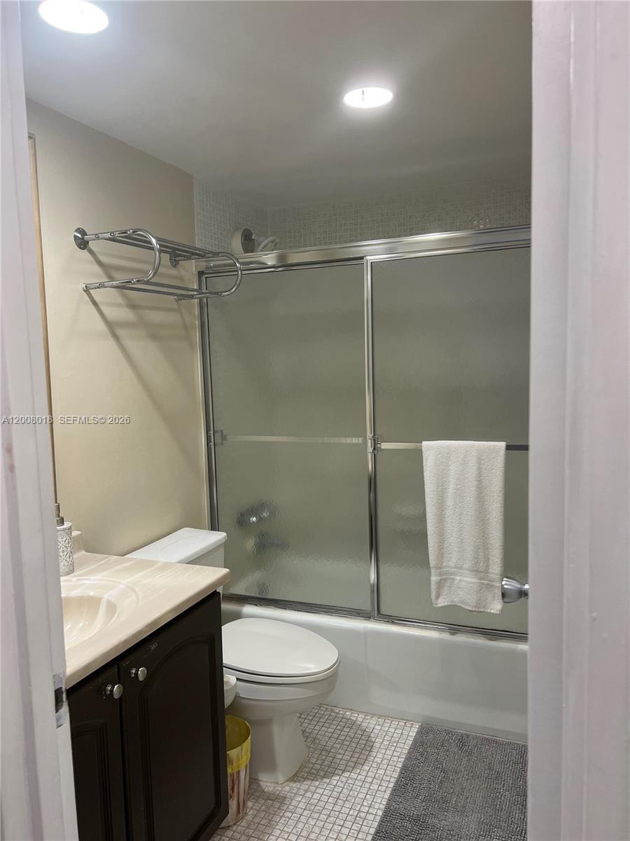 TIDES ON HOLLYWOOD BEACH - Residential