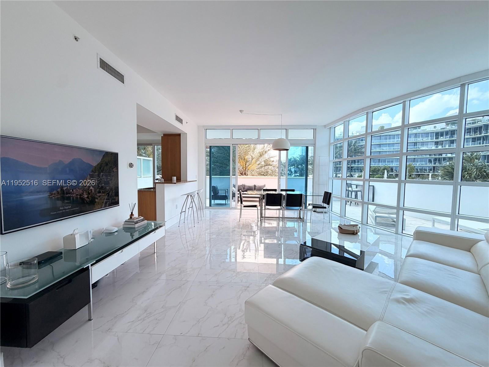 CONTINUUM ON SOUTH BEACH - Residential Lease