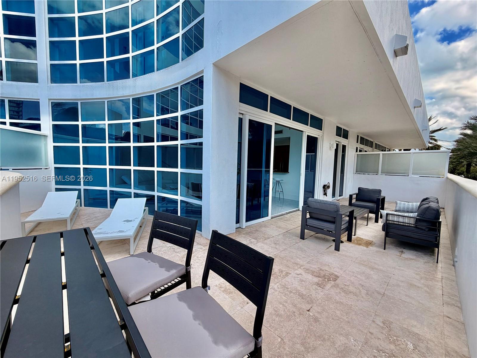 CONTINUUM ON SOUTH BEACH - Residential Lease