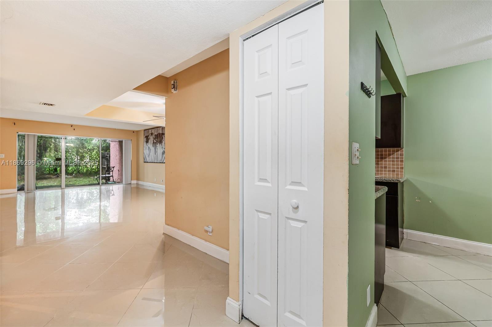 1657 NW 58th Ave 15