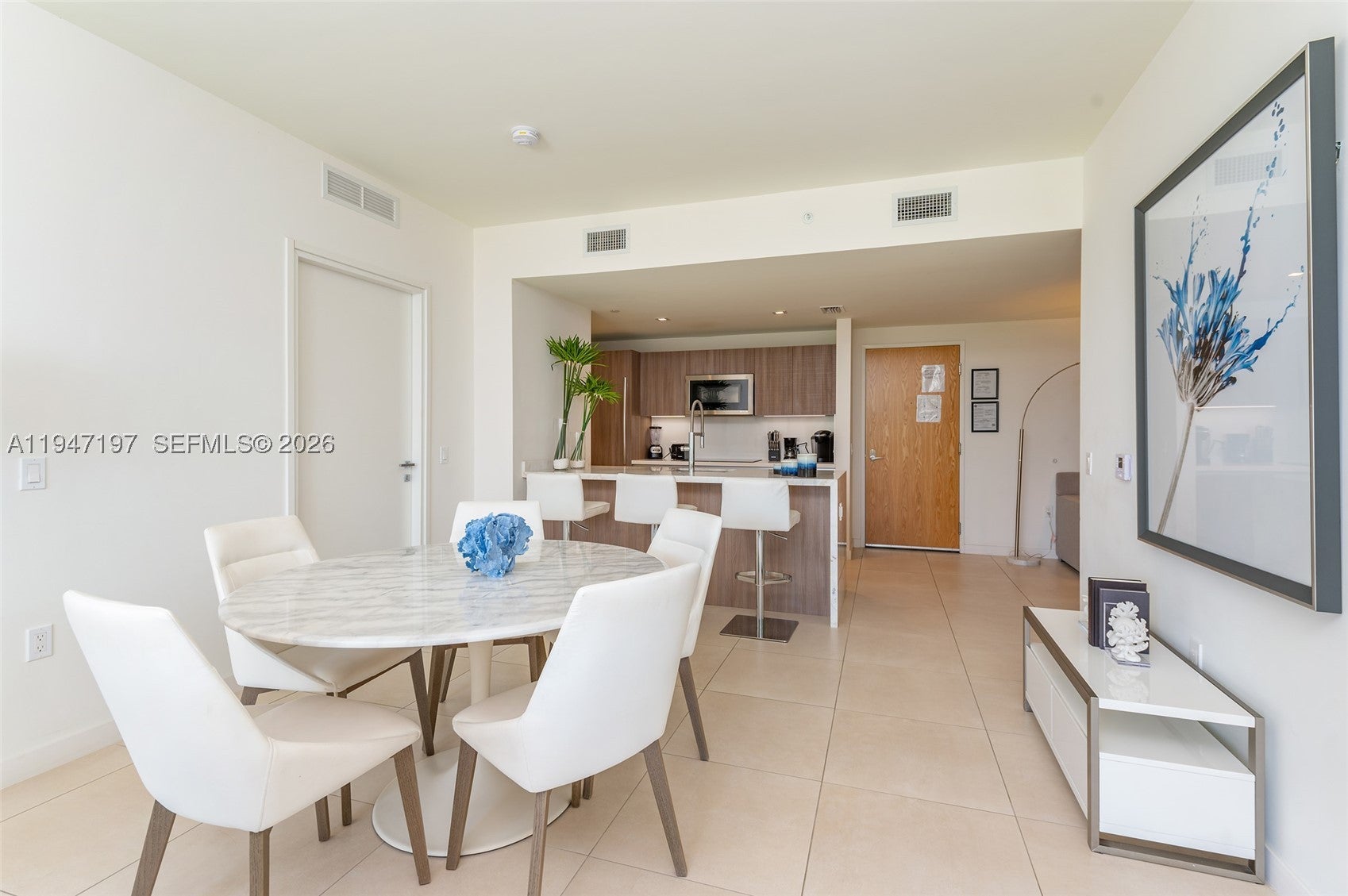 401 N Birch Rd 502