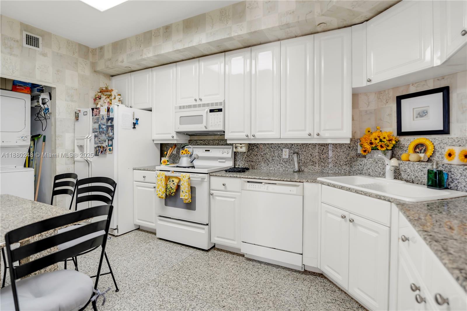 ONE TEQUESTA POINT CONDO - Residential