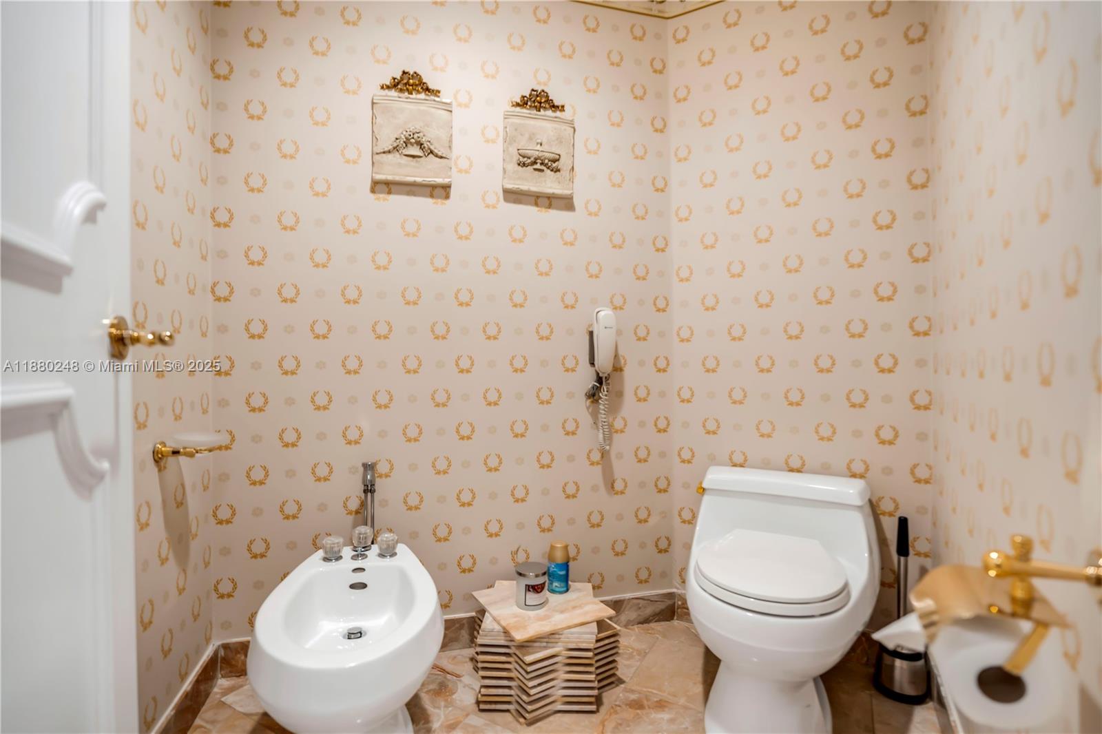 ONE TEQUESTA POINT CONDO - Residential