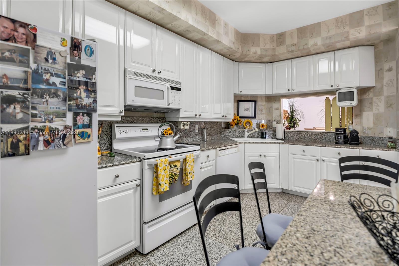 ONE TEQUESTA POINT CONDO - Residential