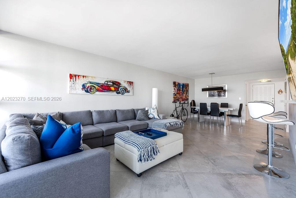 600 Parkview Dr 829