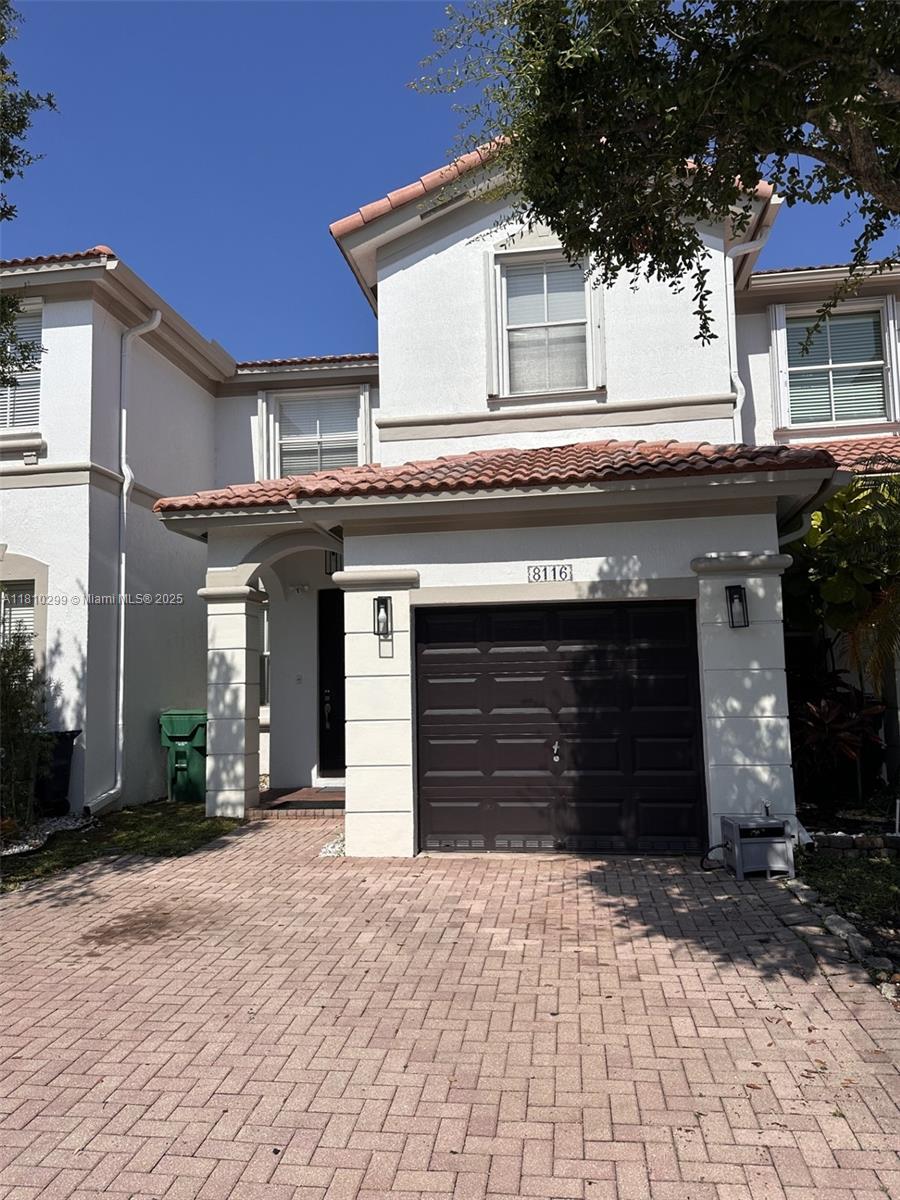 8116 NW 108th Pl