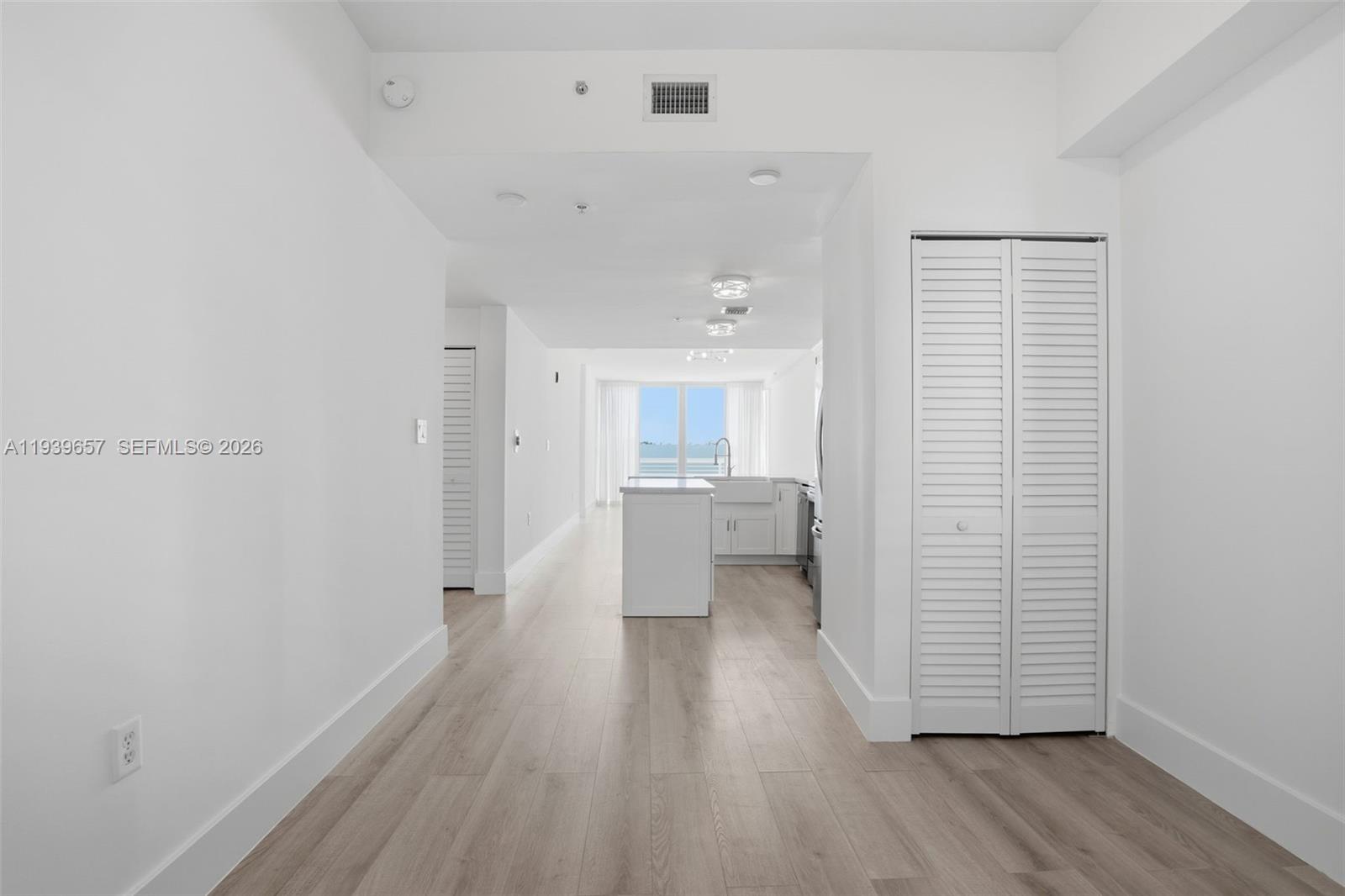 REGATTA AT INDIAN CREEK - Residential