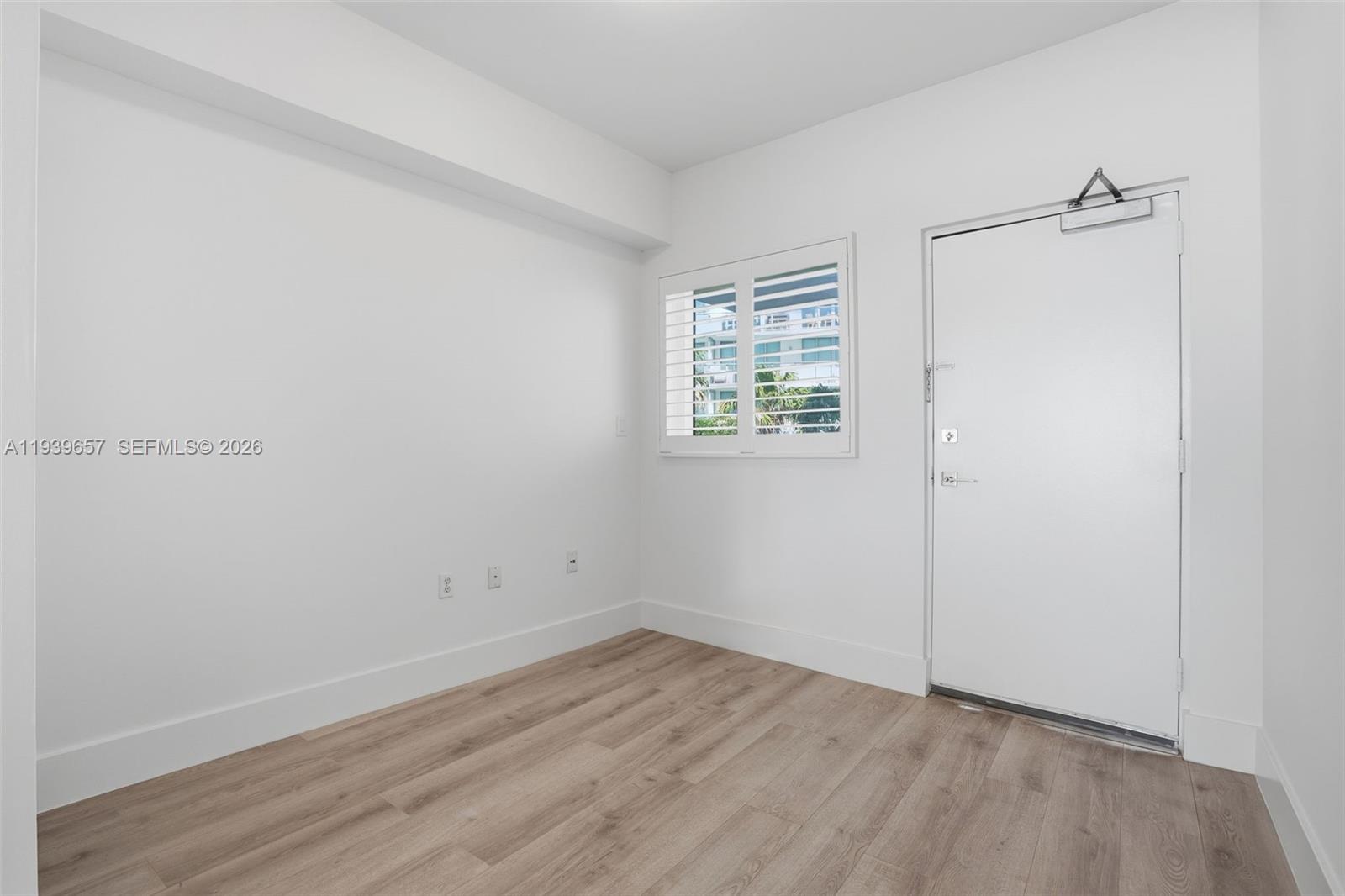 REGATTA AT INDIAN CREEK - Residential