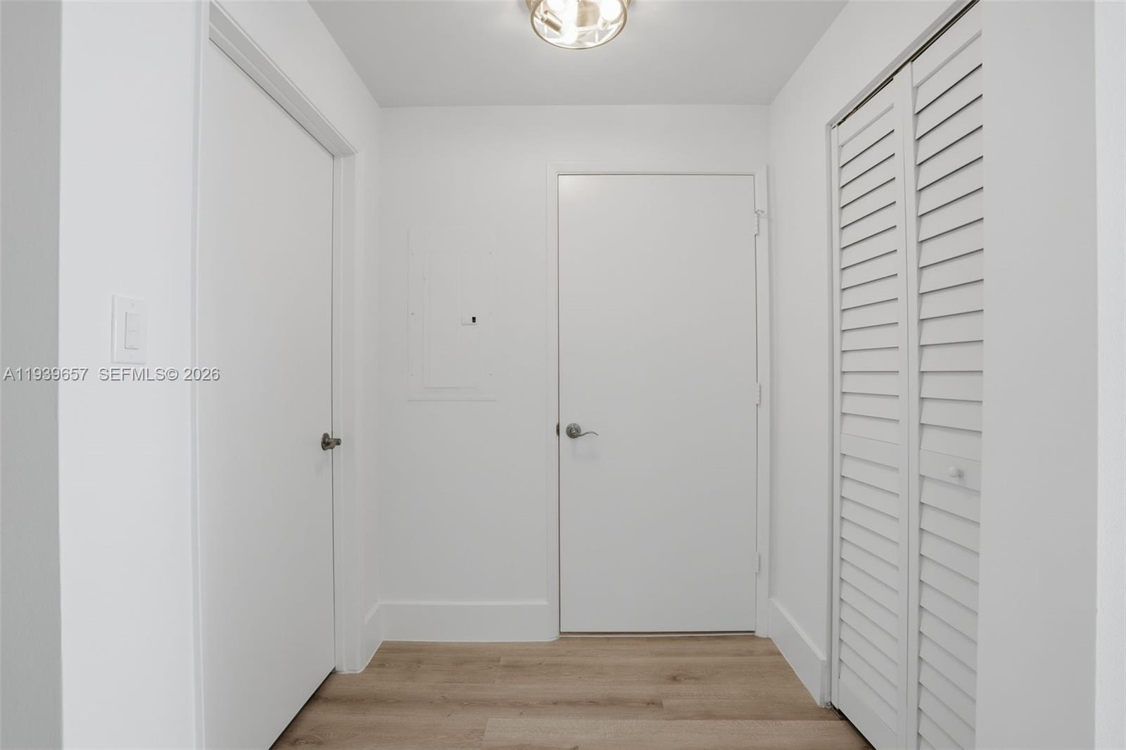 REGATTA AT INDIAN CREEK - Residential