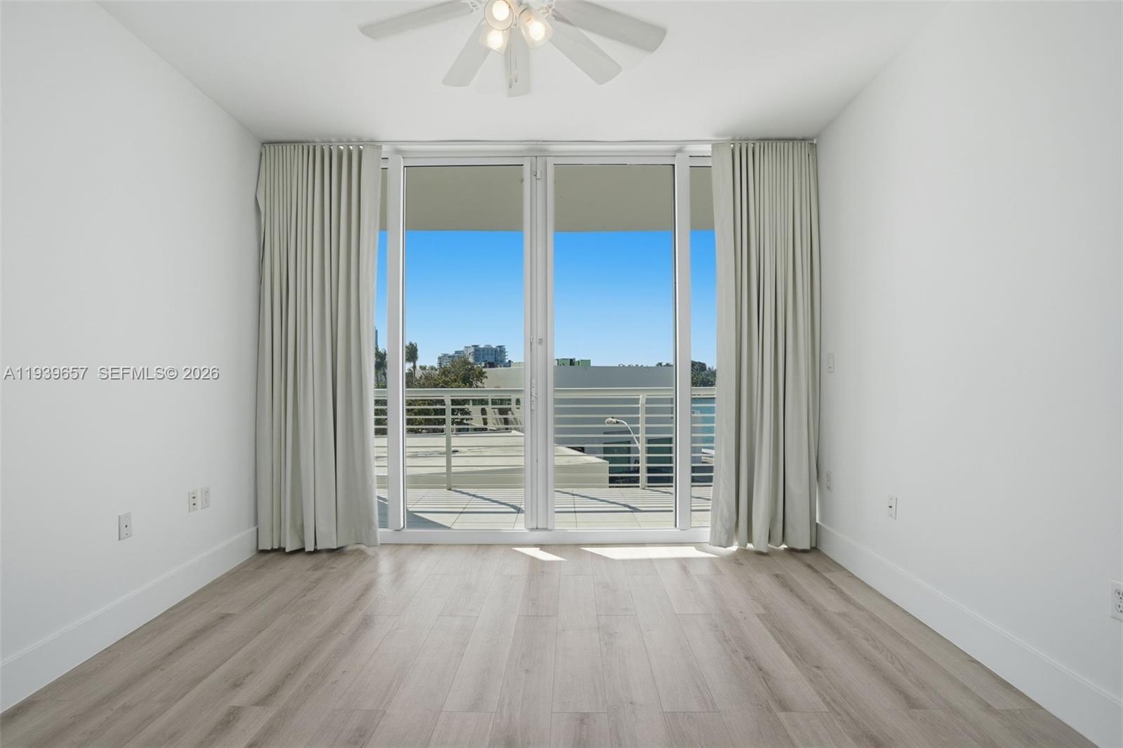 REGATTA AT INDIAN CREEK - Residential