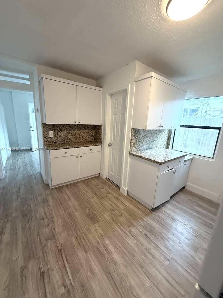 PINEWOOD PARK AMD PL 2ND - Residential Lease