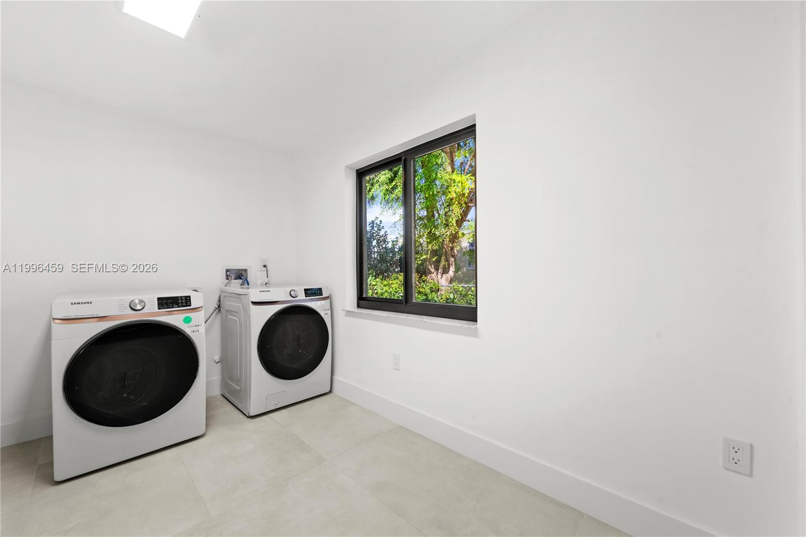 INDIAN MOUND PARK - Residential Lease