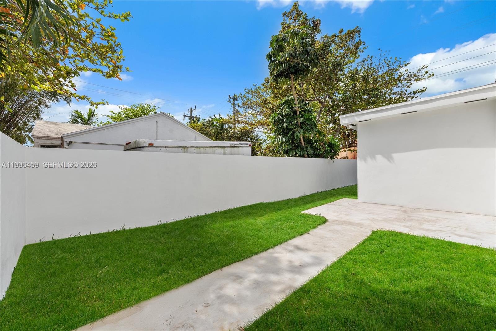 INDIAN MOUND PARK - Residential Lease