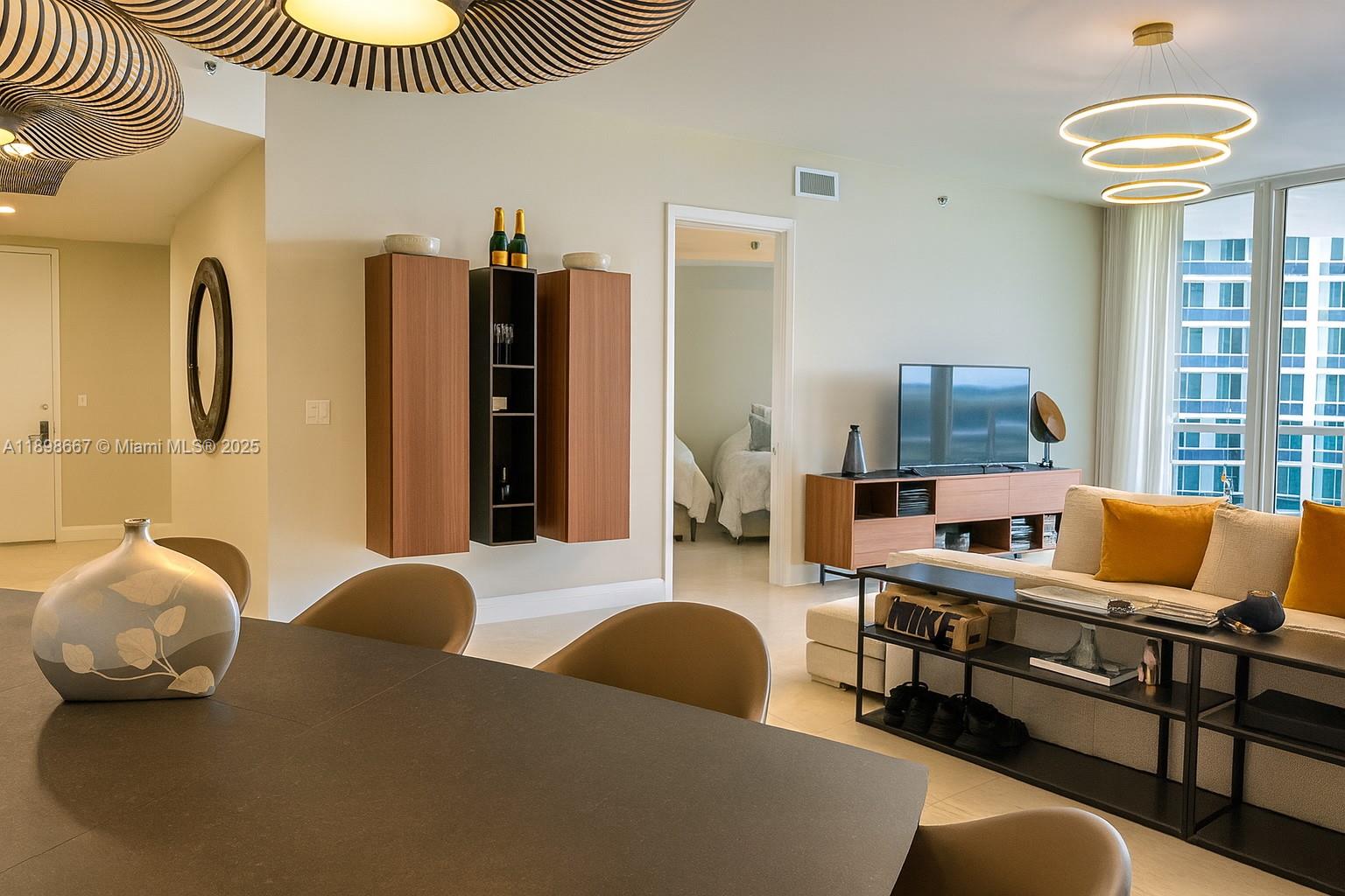 TDR TOWER II CONDO - Residential Lease