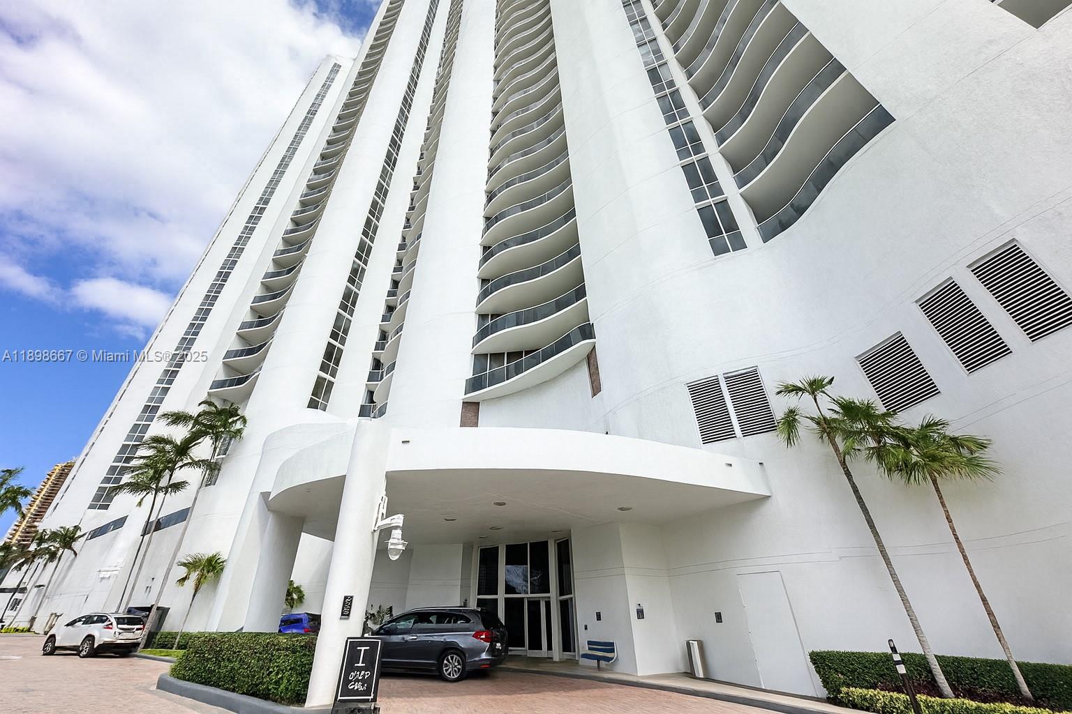 TDR TOWER II CONDO - Residential Lease