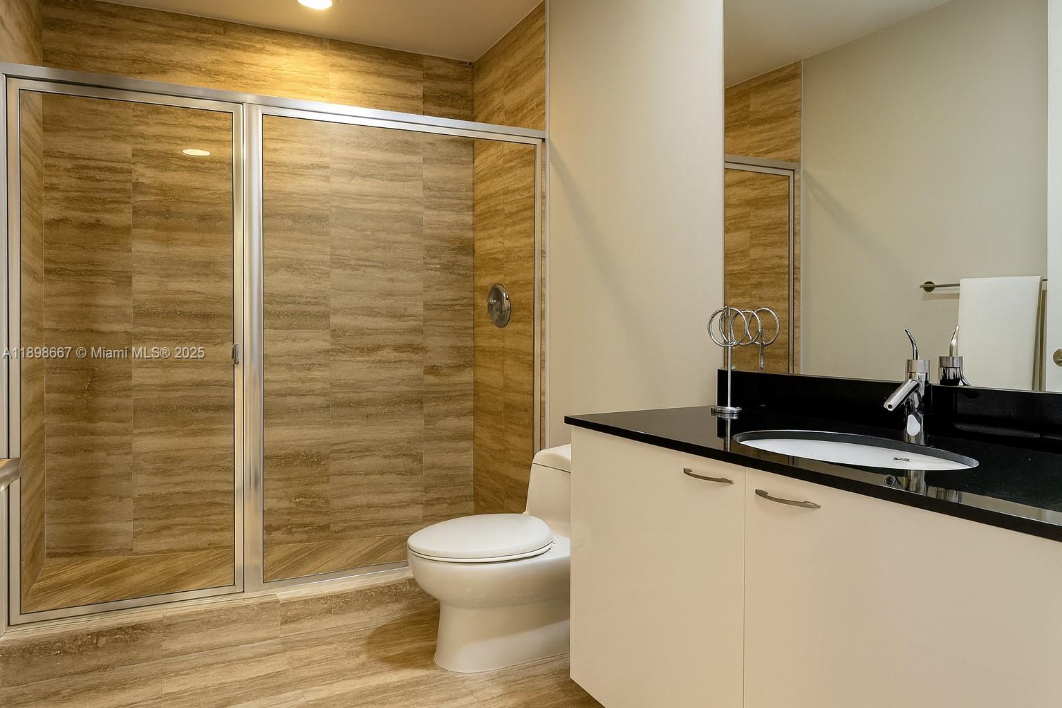 TDR TOWER II CONDO - Residential Lease