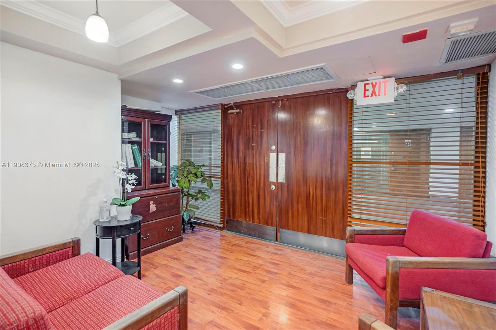 13499 Biscayne Blvd CUM1