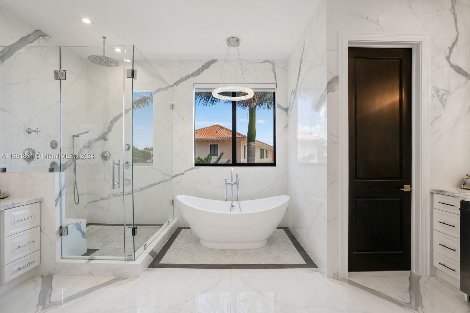 CUTLER CAY - Residential