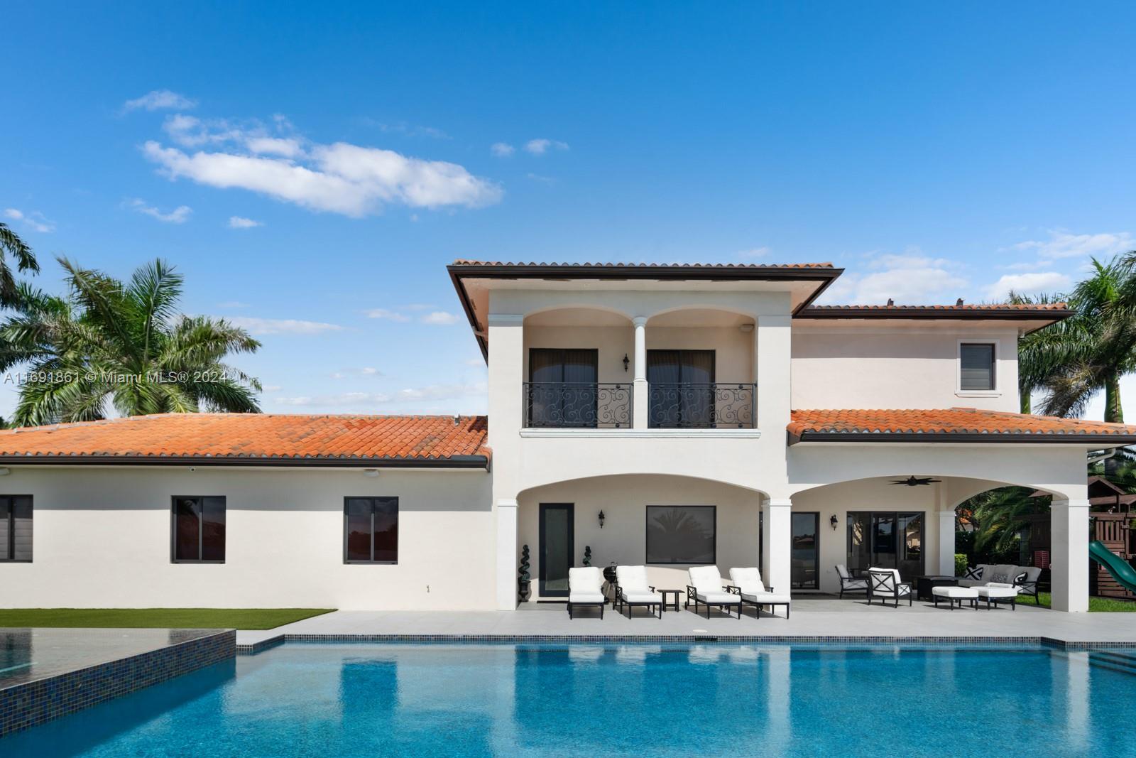 CUTLER CAY - Residential