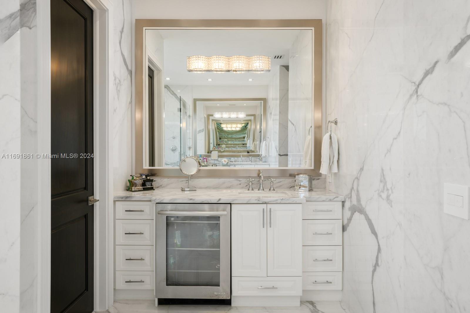 CUTLER CAY - Residential