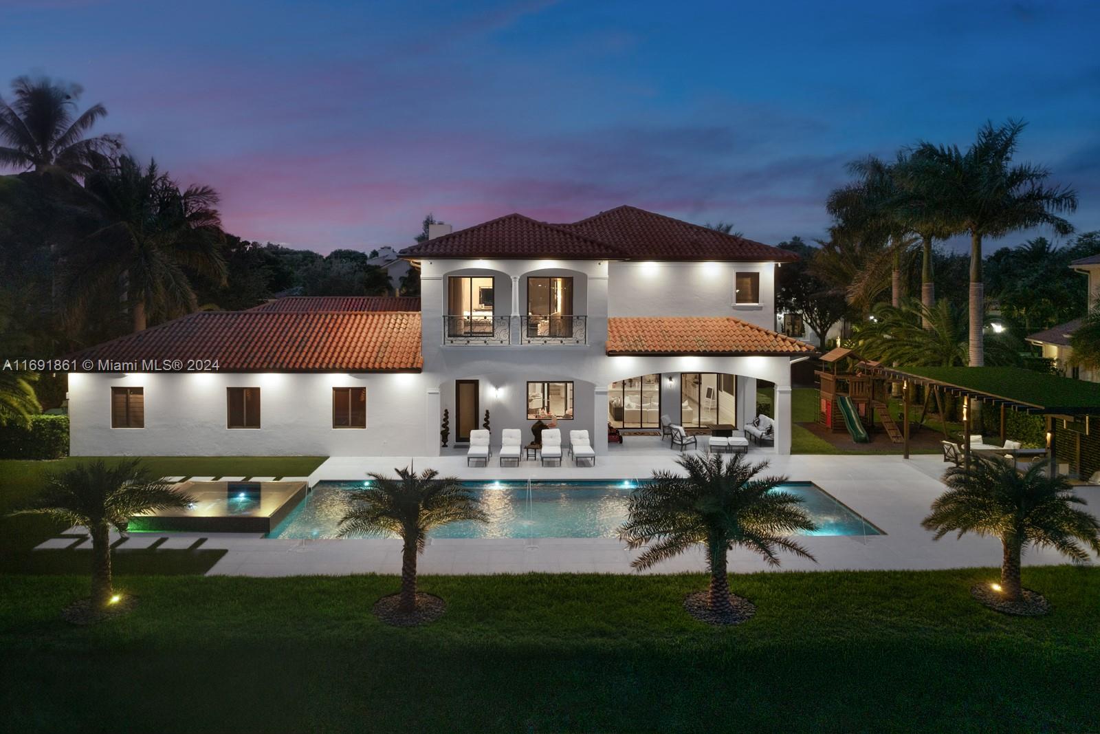 CUTLER CAY - Residential