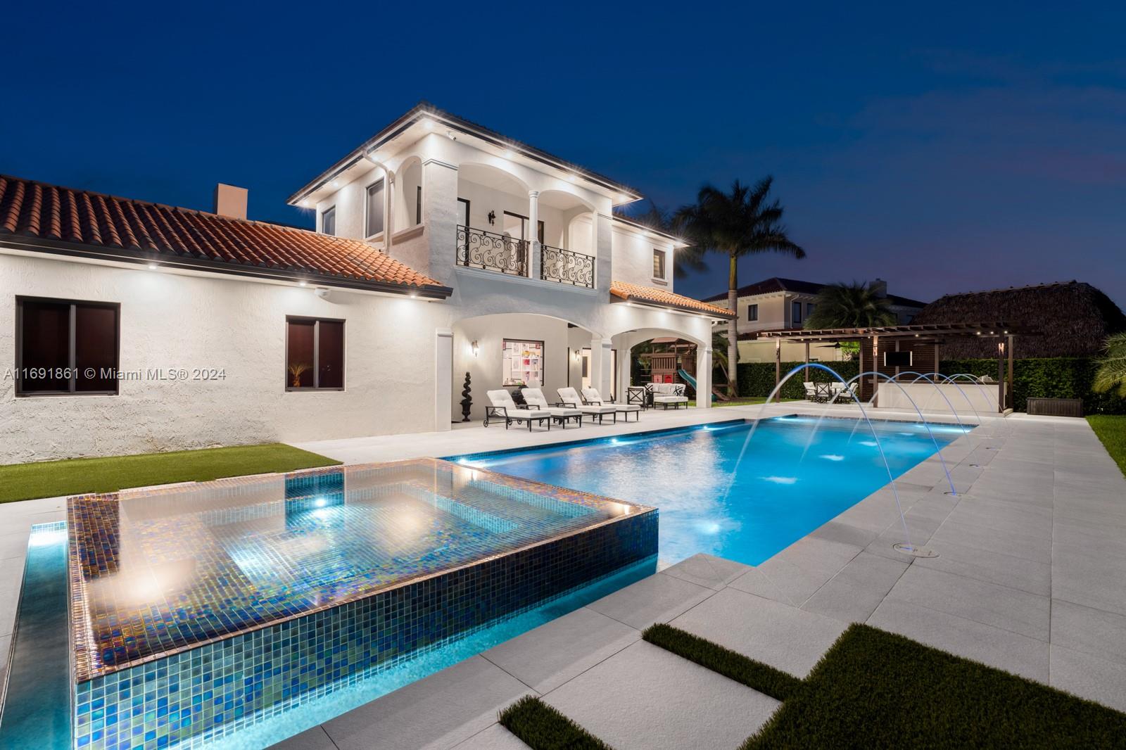 CUTLER CAY - Residential