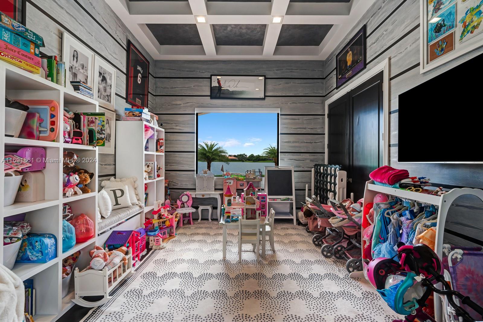 CUTLER CAY - Residential