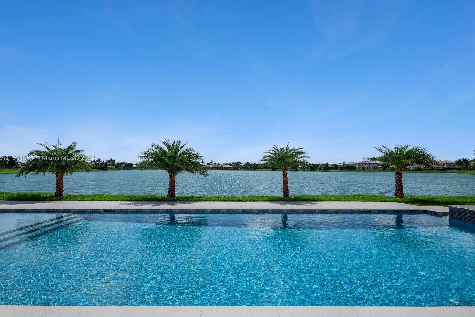 CUTLER CAY - Residential