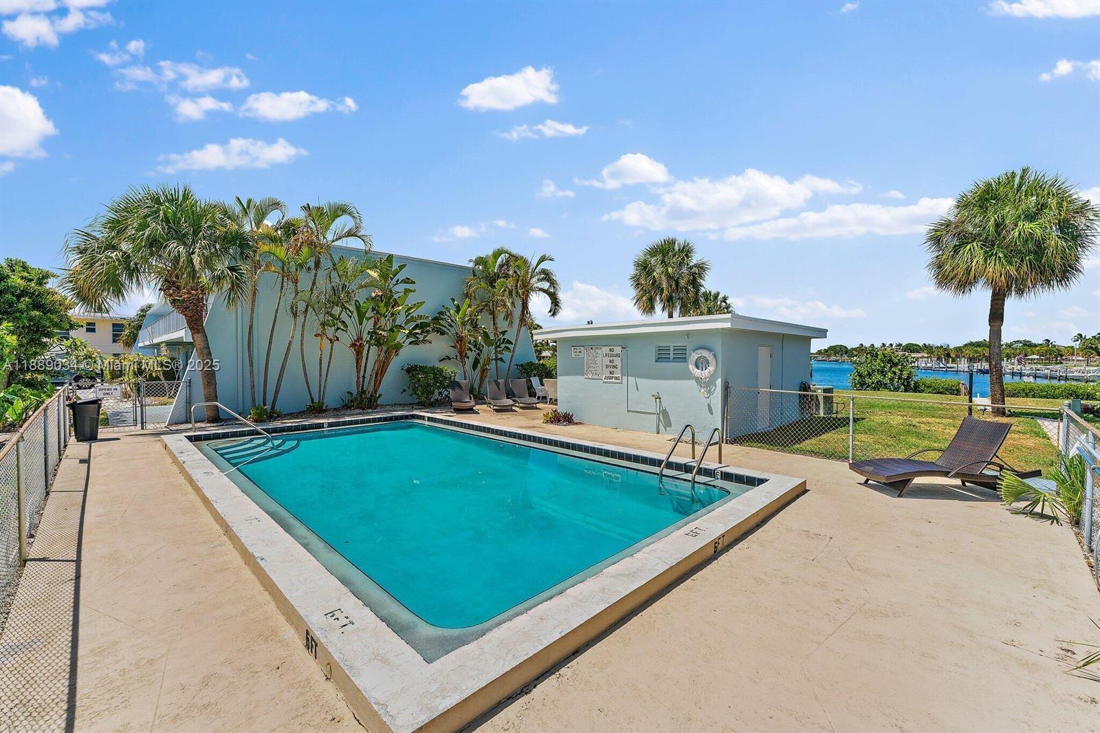 LORI-LYNN CONDO - Residential Lease