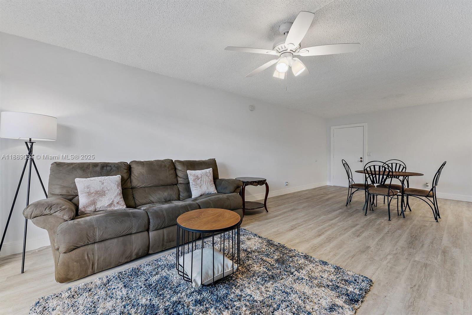 LORI-LYNN CONDO - Residential Lease