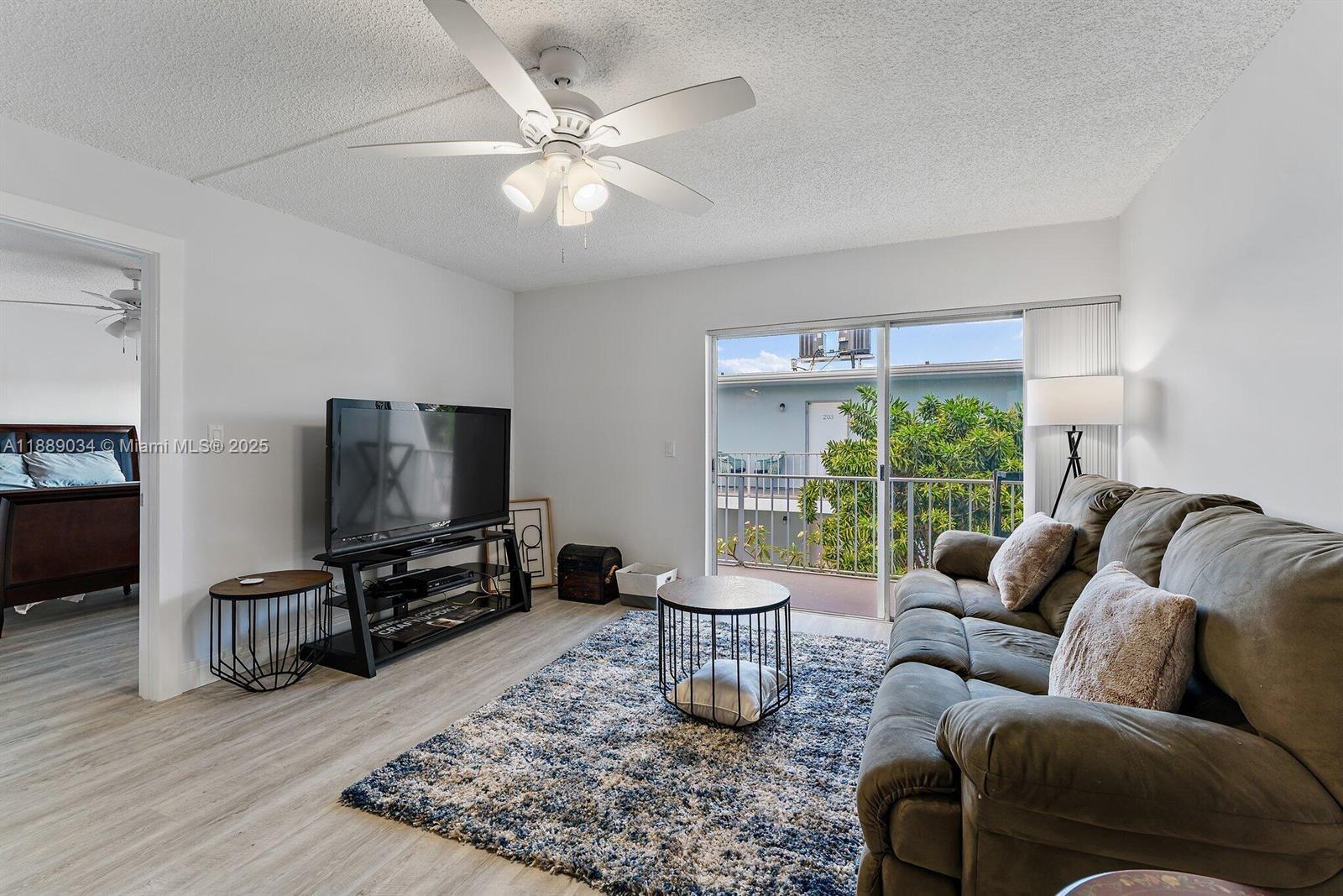 LORI-LYNN CONDO - Residential Lease