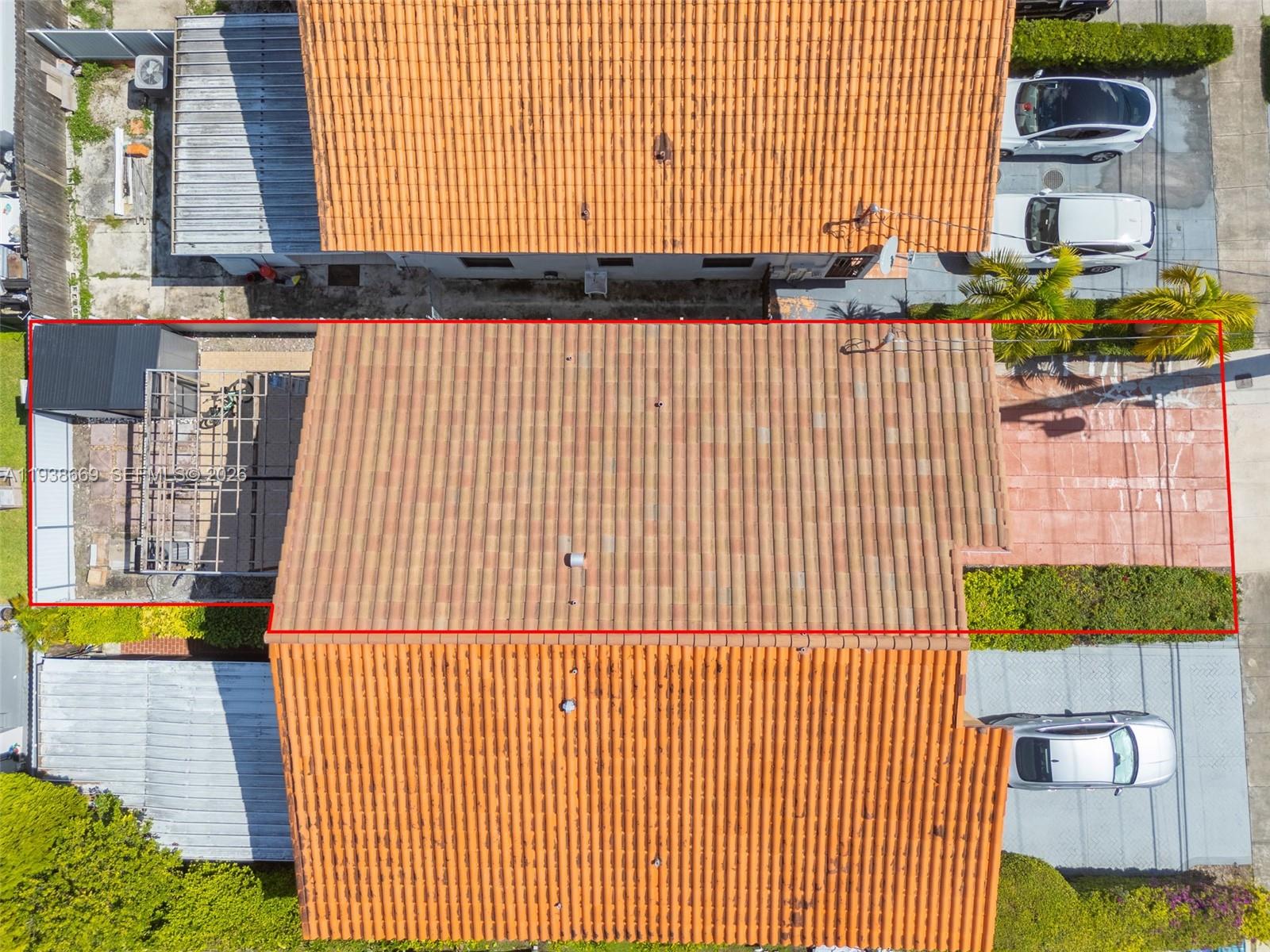 BIRD ROAD HIGHLANDS - Residential