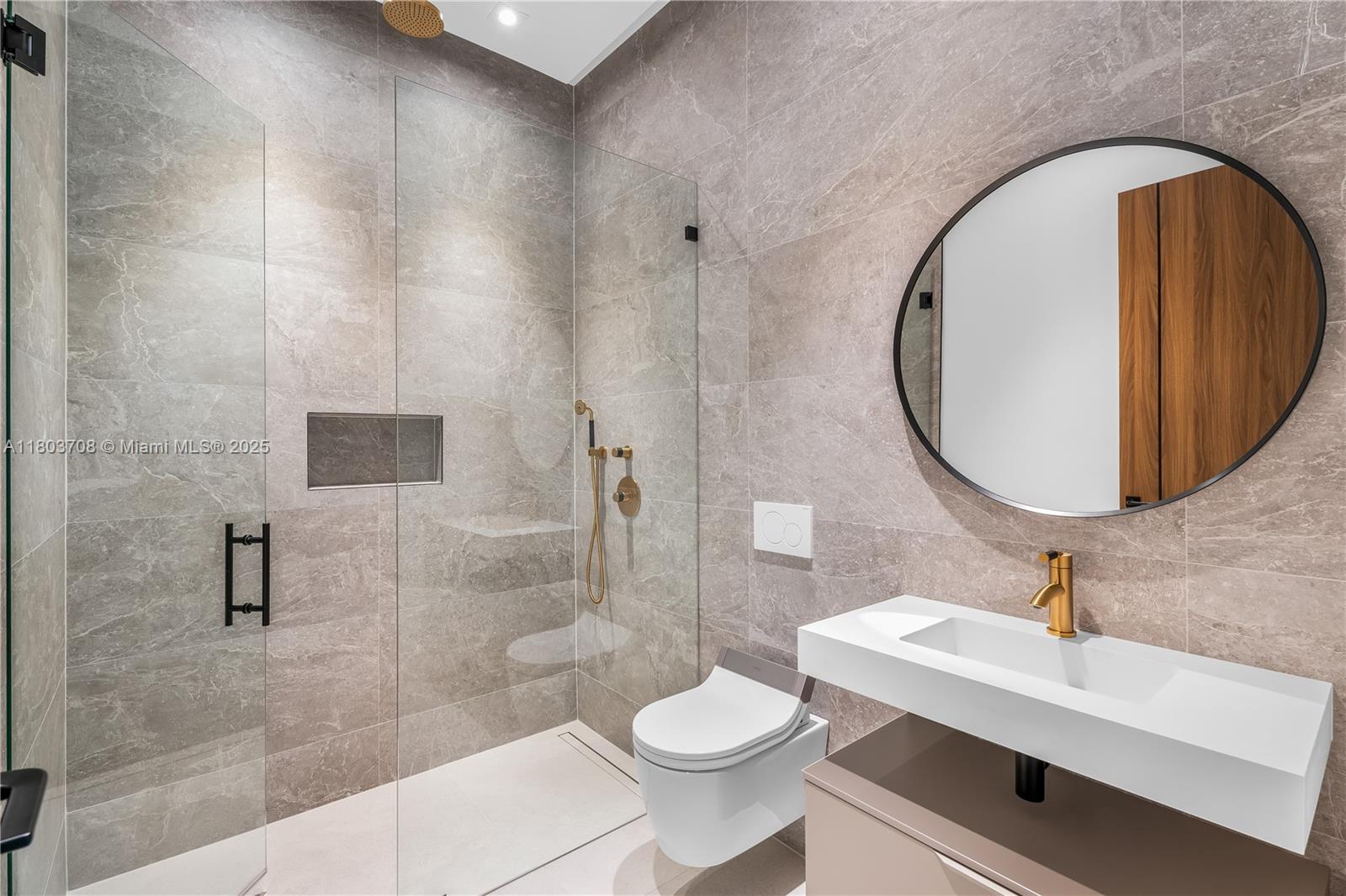 SAN SOUCI ESTATES - Residential