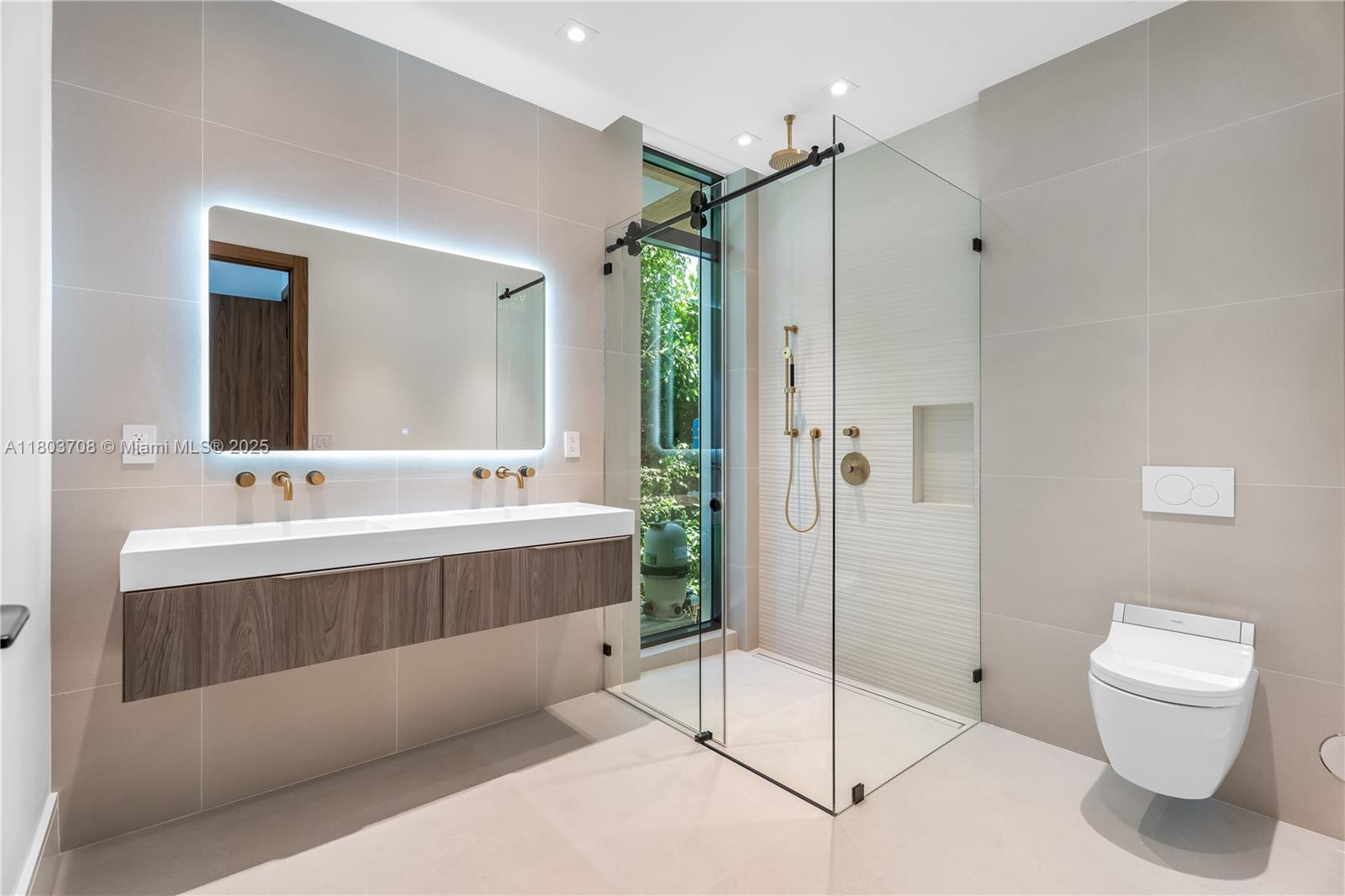 SAN SOUCI ESTATES - Residential