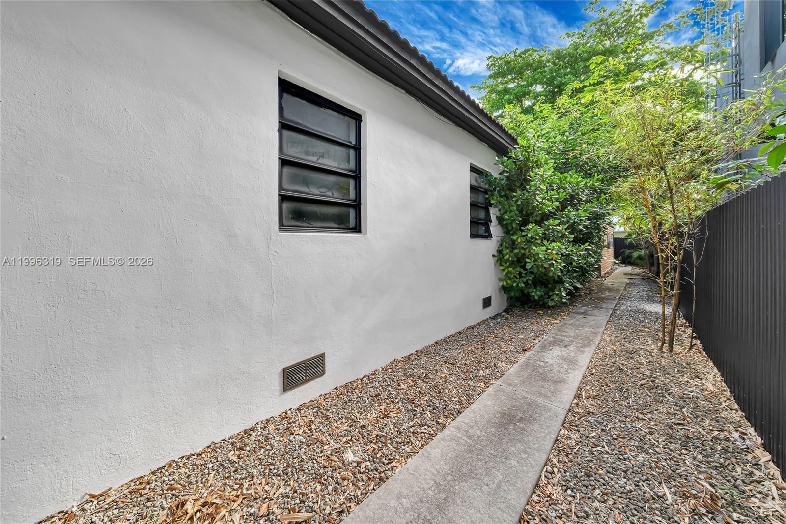 CARTERS ADDN TO C GR - Residential Income