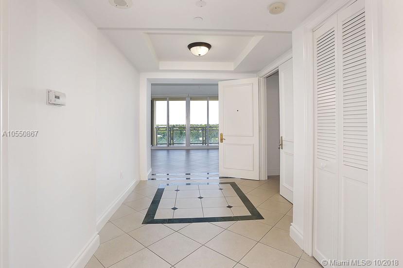 GRAND BAY RESIDENCES COND - Residential