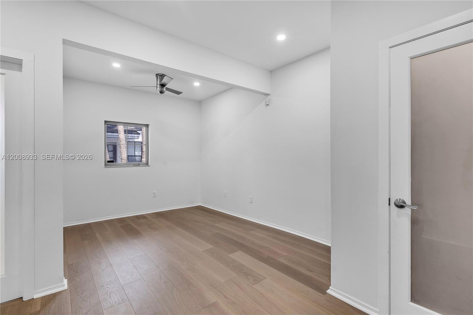 MICHIGAN PLACE CONDO - Residential