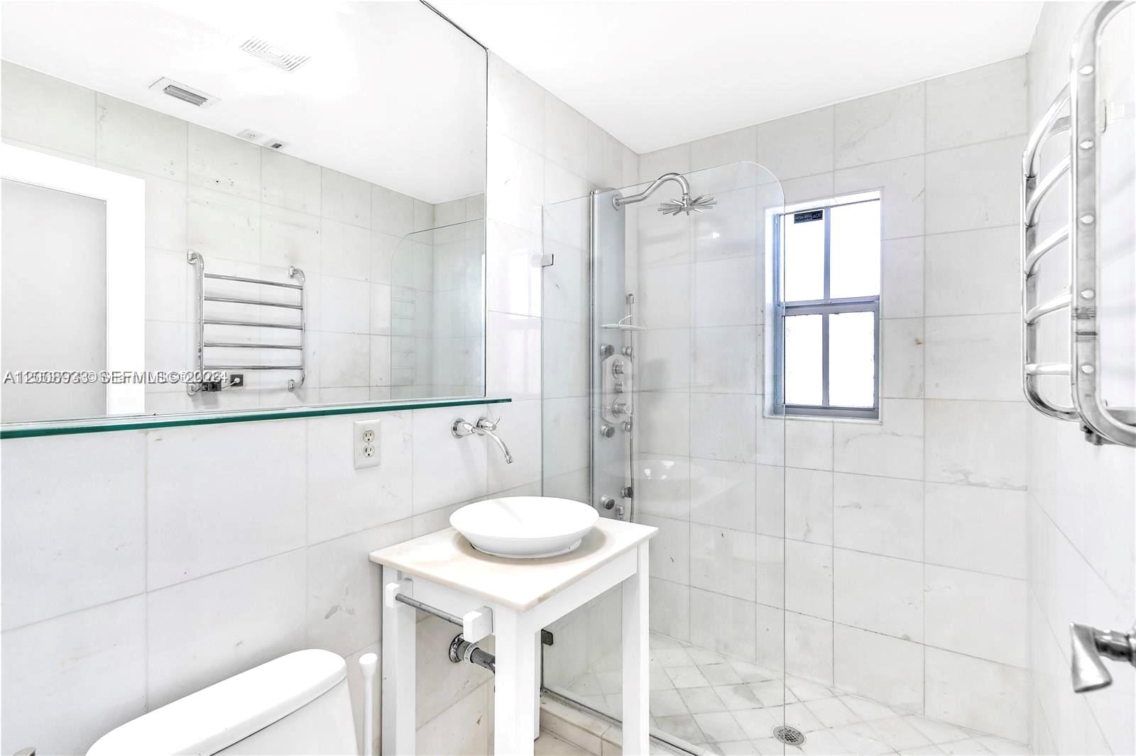 MICHIGAN PLACE CONDO - Residential