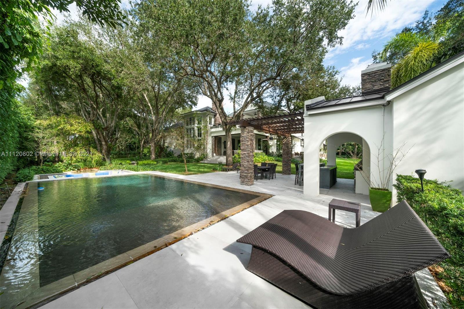 SNAPPER CREEK LAKES SUB - Residential