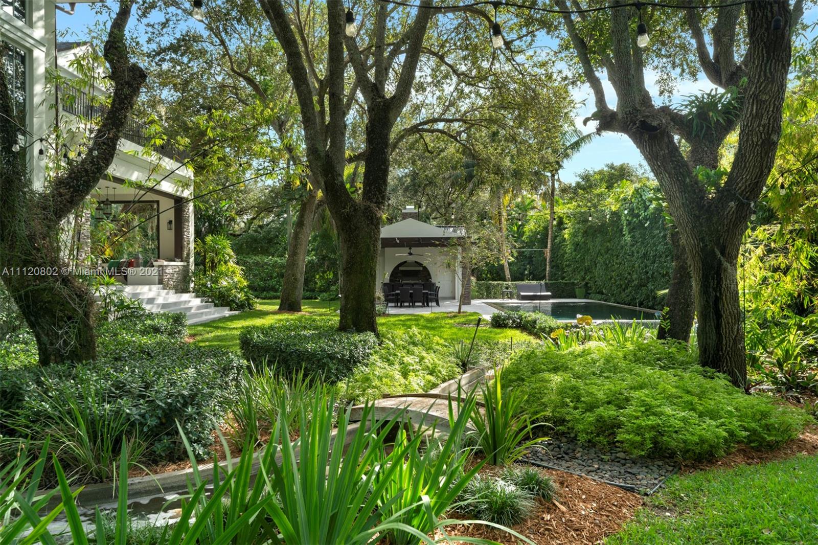 SNAPPER CREEK LAKES SUB - Residential